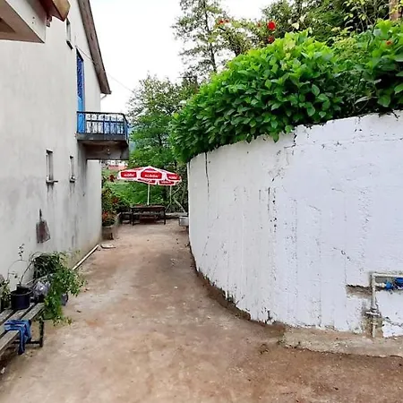 Iskenaz Evi Villa *