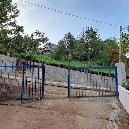 Iskenaz Evi